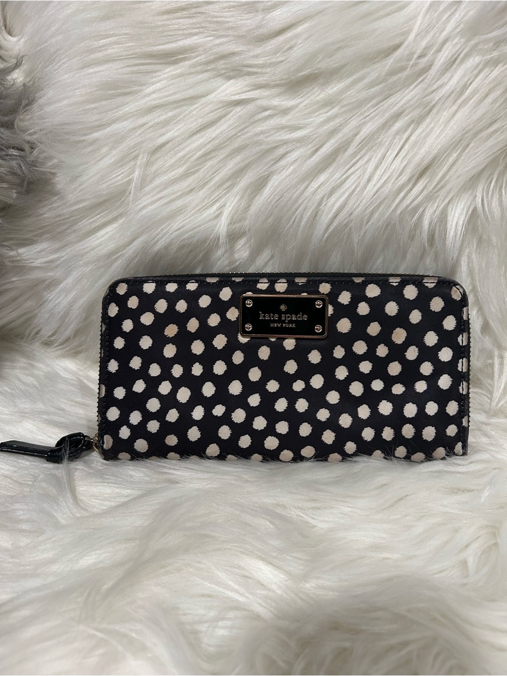 Kate Soade Black and White Polka Dot Zip Wallet